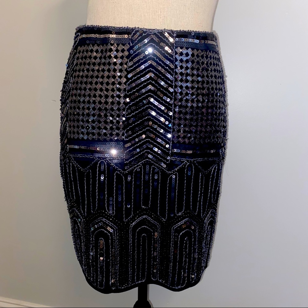 Molly Bracken  from Modcloth geometric sequin stretch black skirt size Small